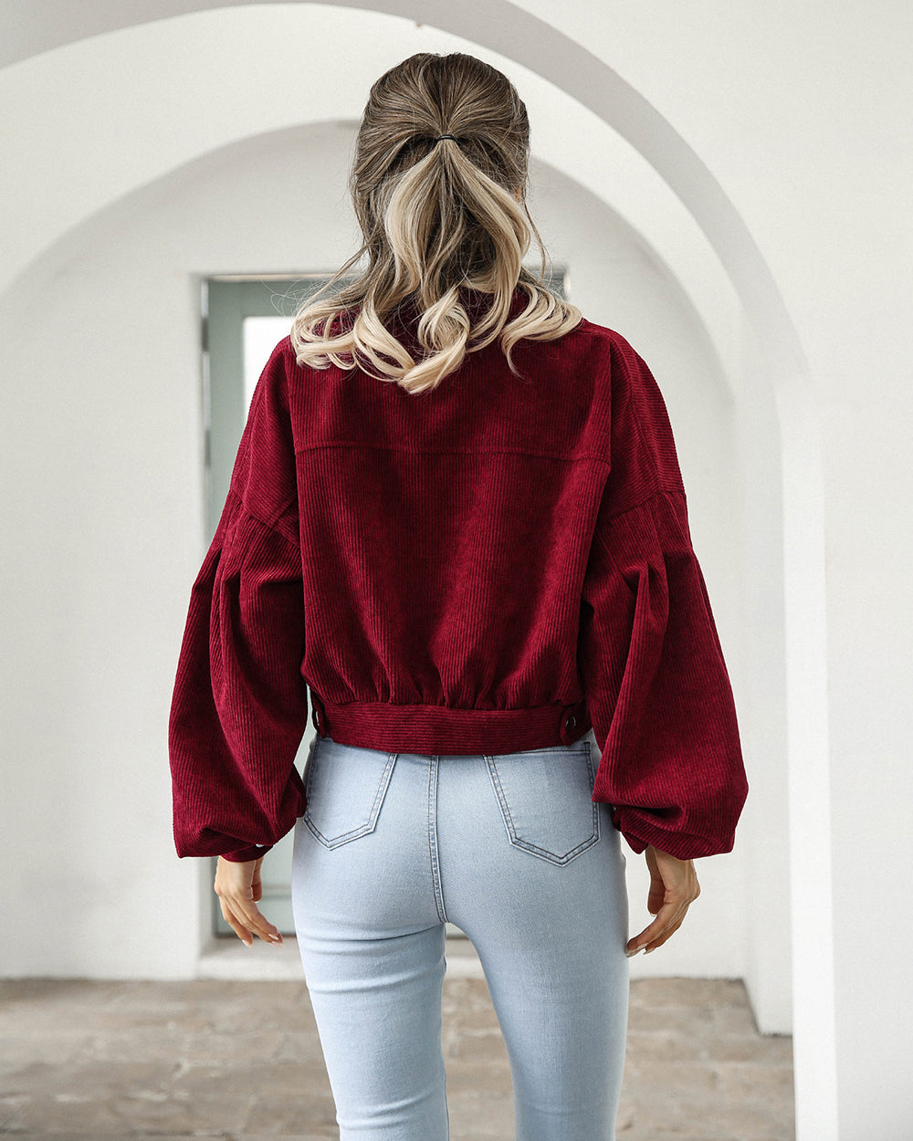 Cropped gennemknappet damejakke
