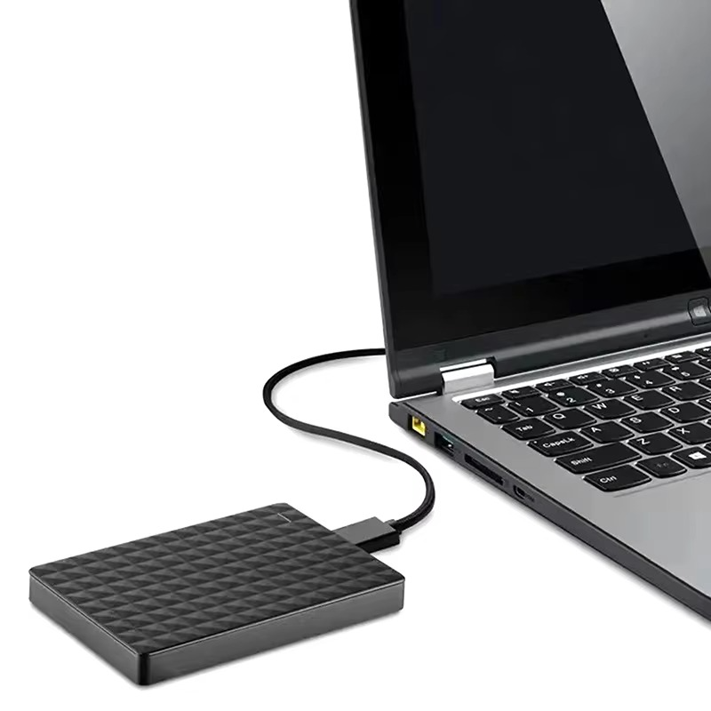 Ekstern harddisk 8 TB USB 3.0 – Bærbar lagringsløsning – Kompakt sort design med Plug and Play-funktionalitet