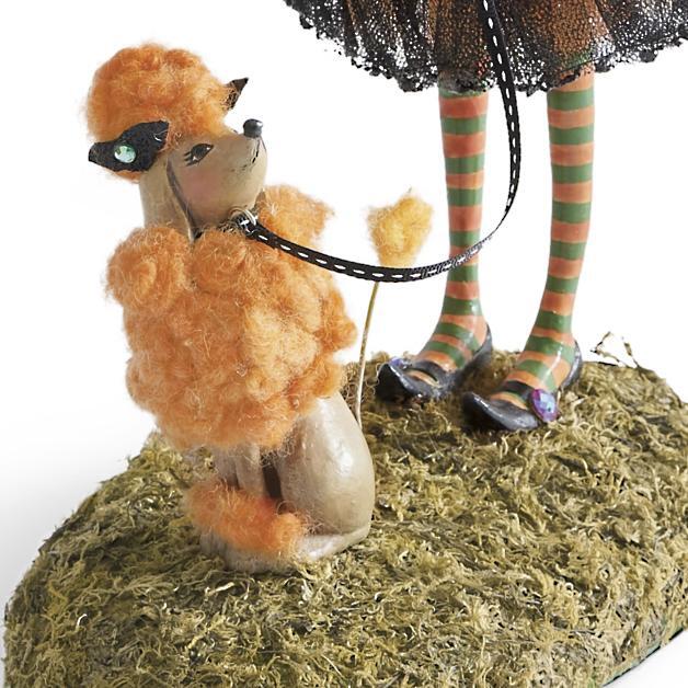 Halloweenfigur | Håndlavet heksedekoration | Resin
