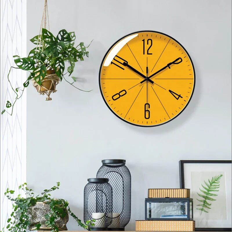 Minimalistisk vægur i skandinavisk design