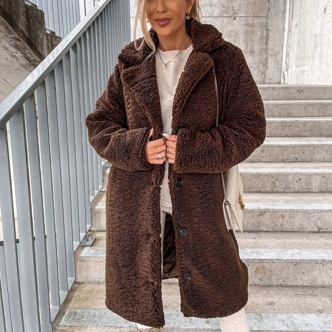 Oversized lang teddyfrakke til damer
