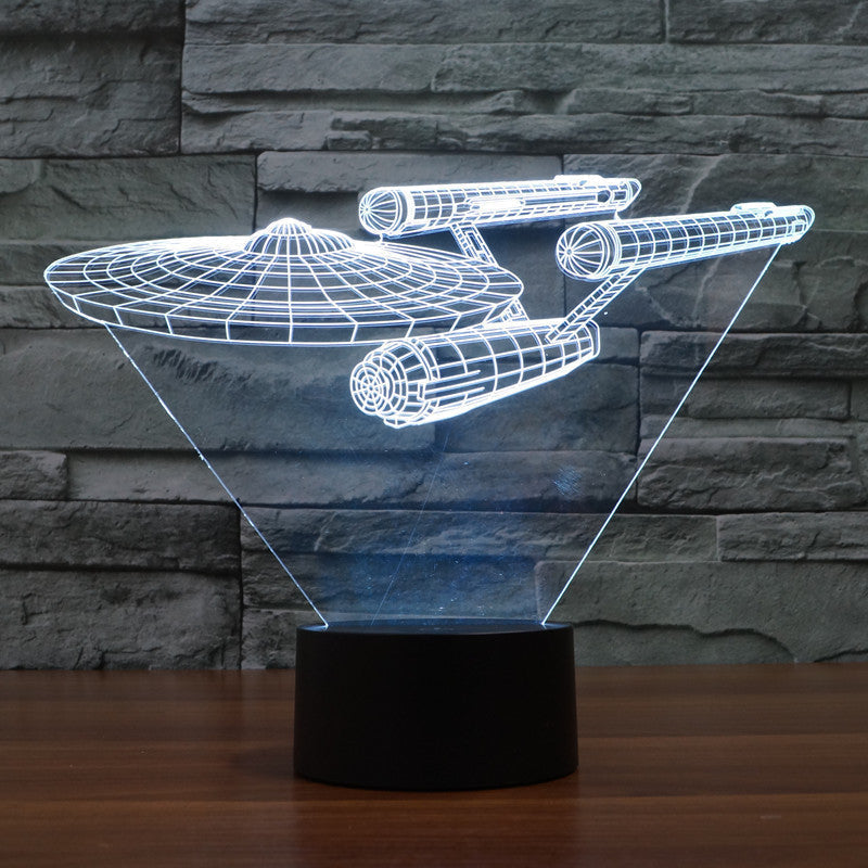 3D Star Trek Enterprise-rumskib LED-lampe - Flerfarvet optisk illusionslys