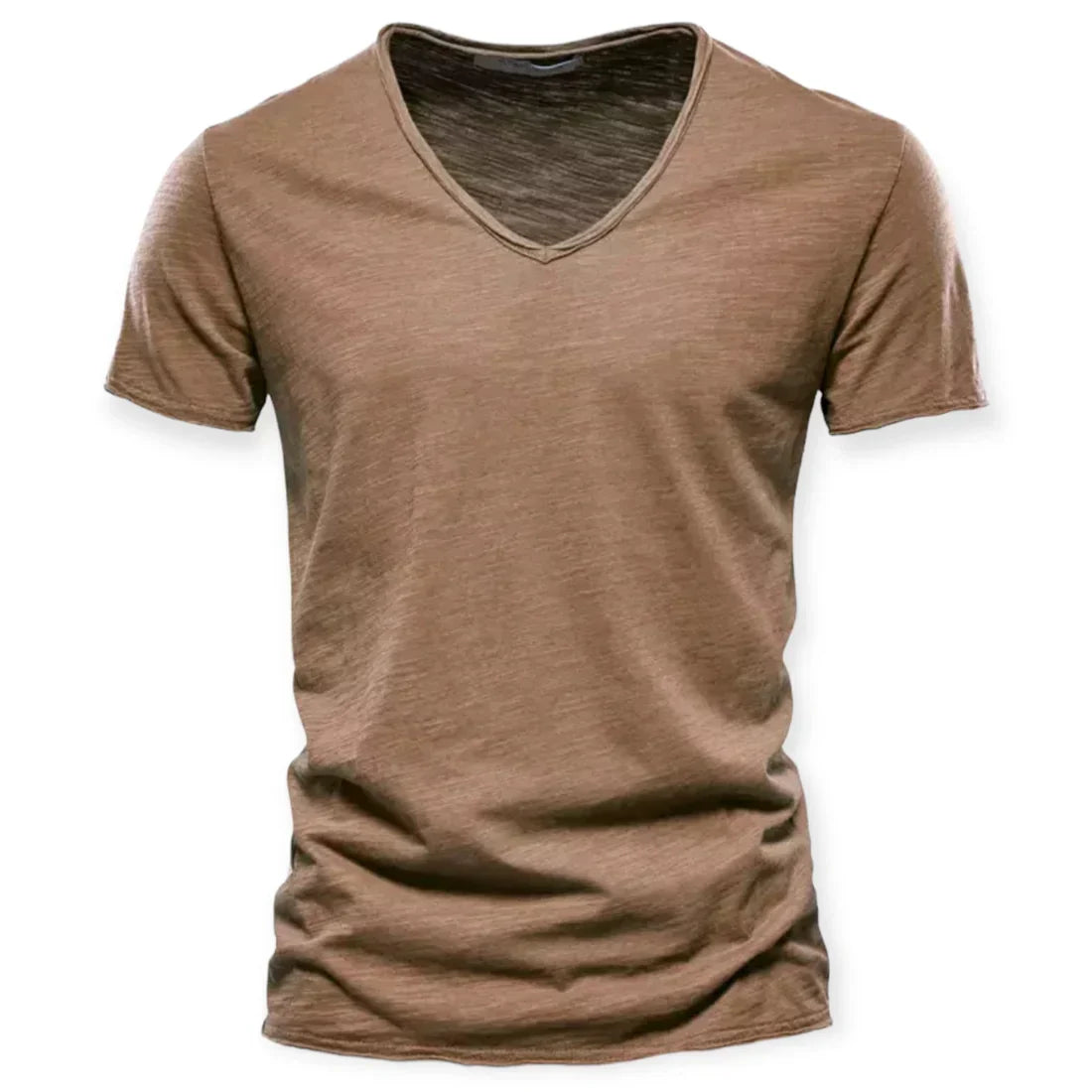 Afslappet distressed t-shirt med V-udskæring