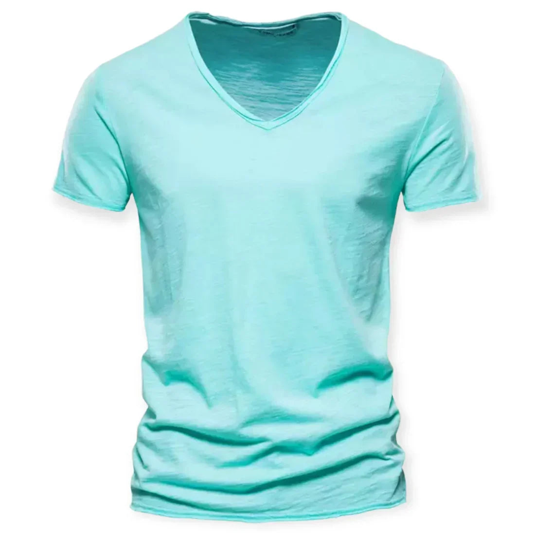 Afslappet distressed t-shirt med V-udskæring