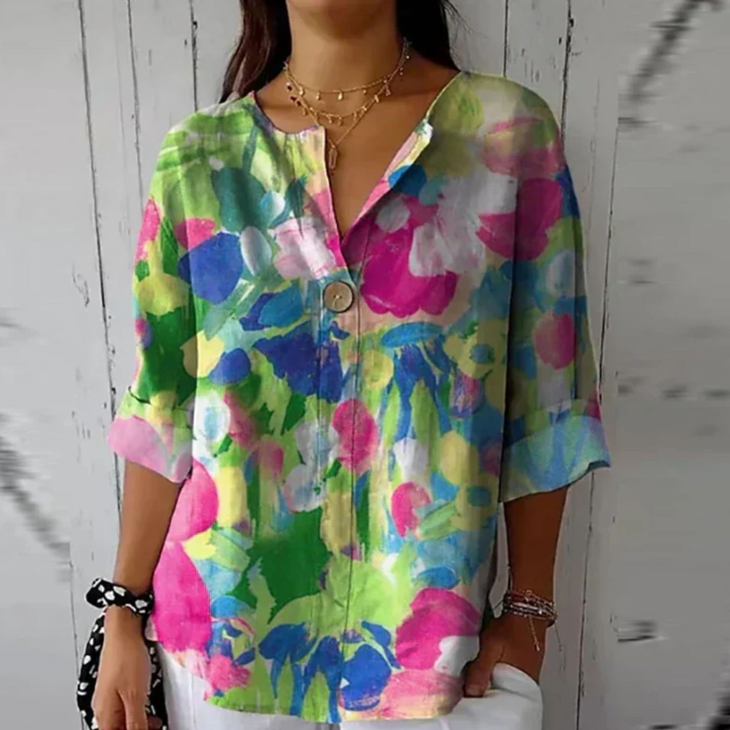 Blomstret damebluse med 3/4-ærmer