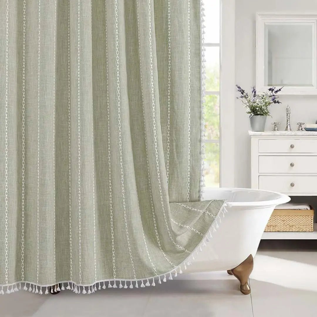 Bohemisk badeforhæng i hør med kvaster og vandtæt design