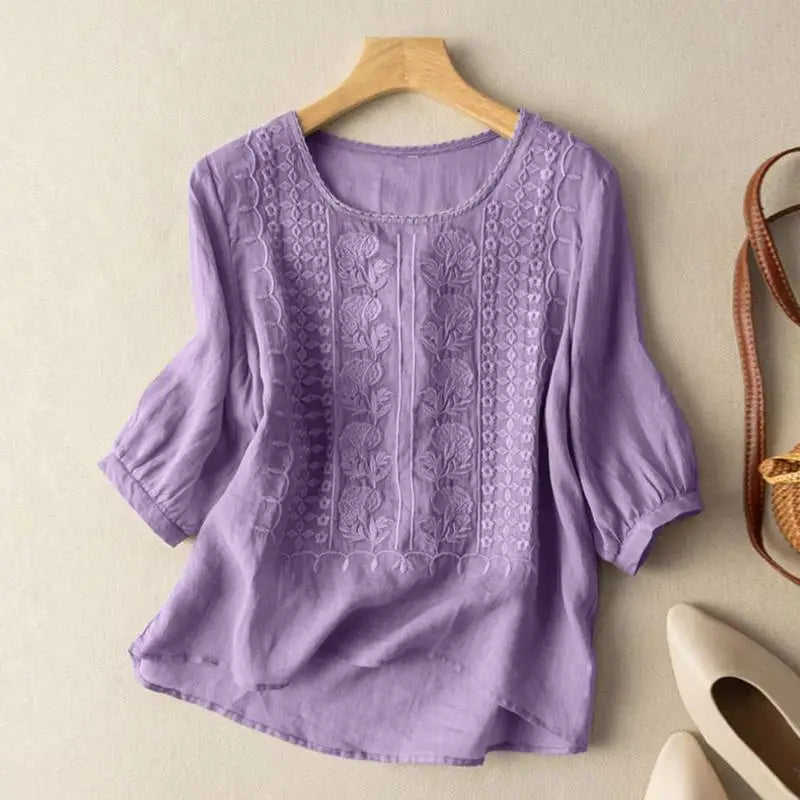 Broderet damebluse med afslappet pasform