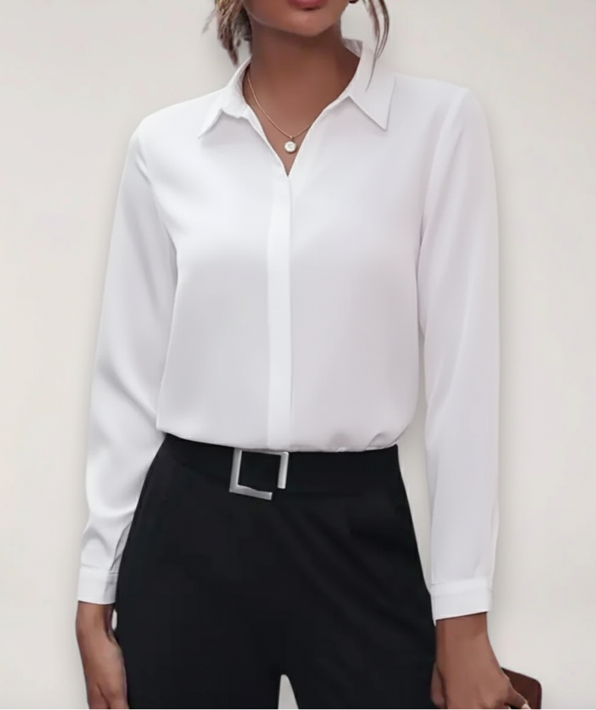 Damebluse med lange ærmer og knapper
