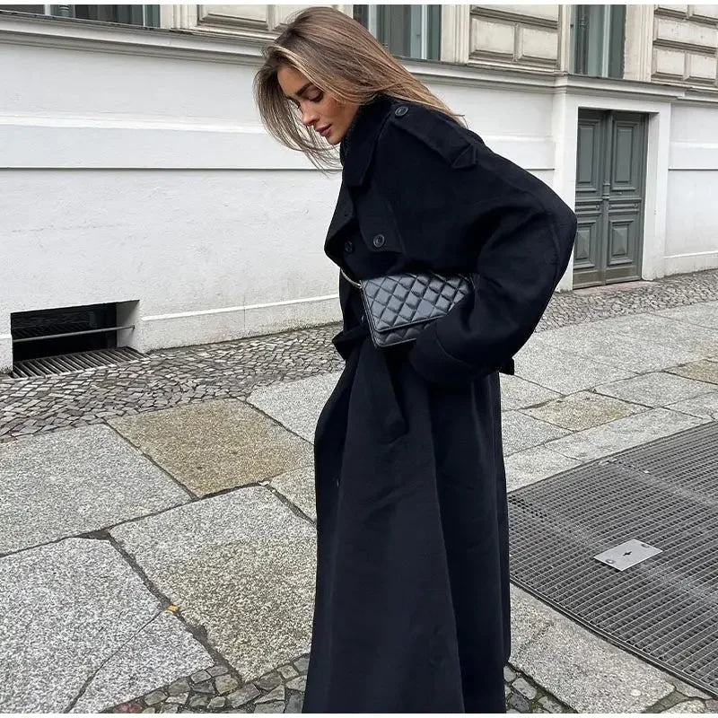 Dobbeltradet trenchcoat til damer