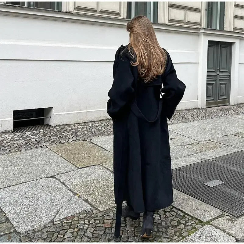 Dobbeltradet trenchcoat til damer