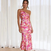 Elegant asymmetrisk blomstret midikjole til enhver lejlighed