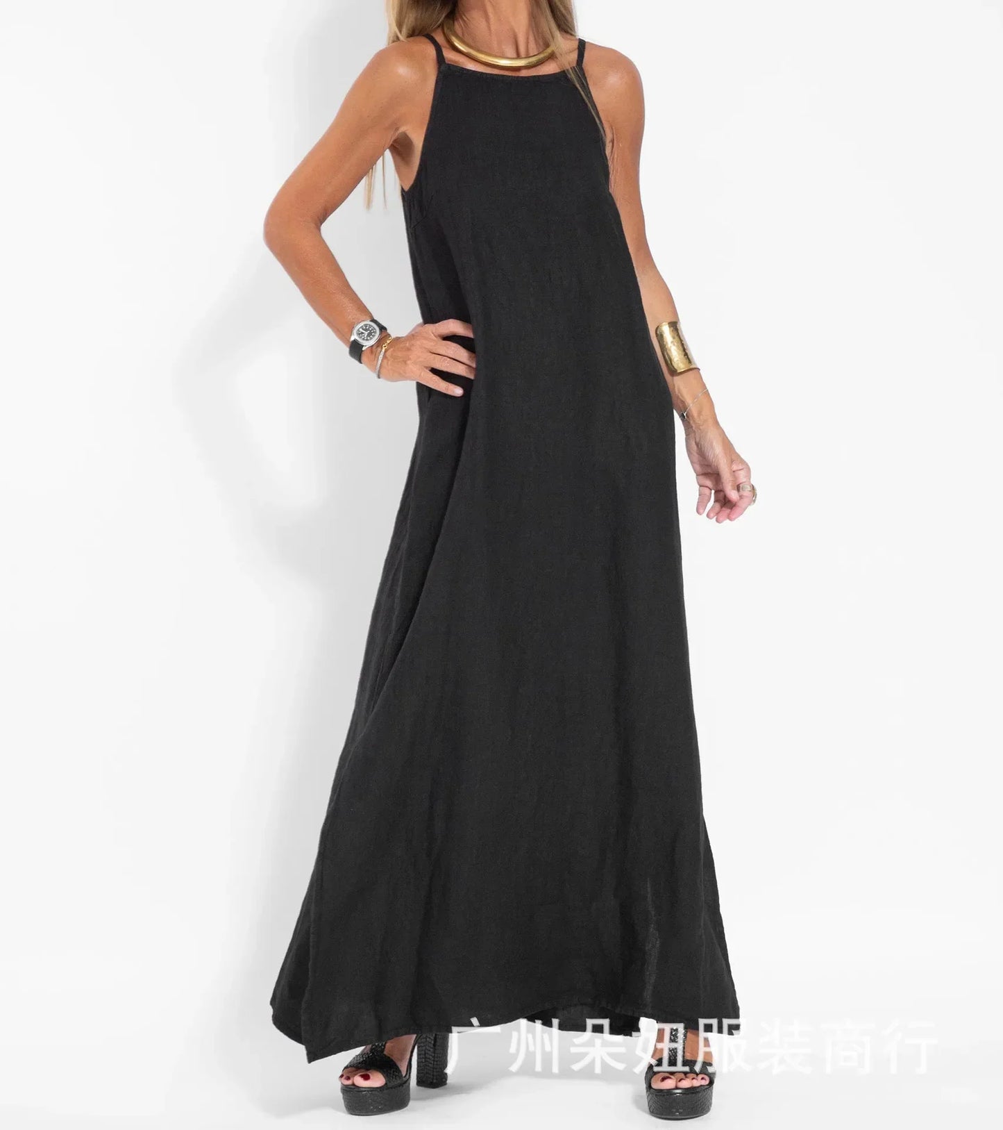 Elegant kjole med slidser