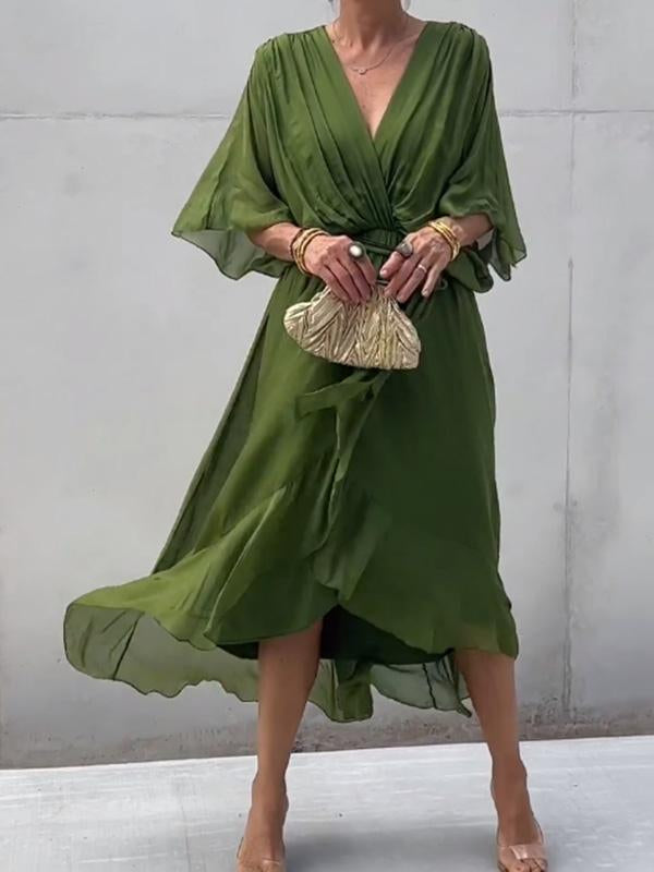 Elegant kjole med V-udskæring