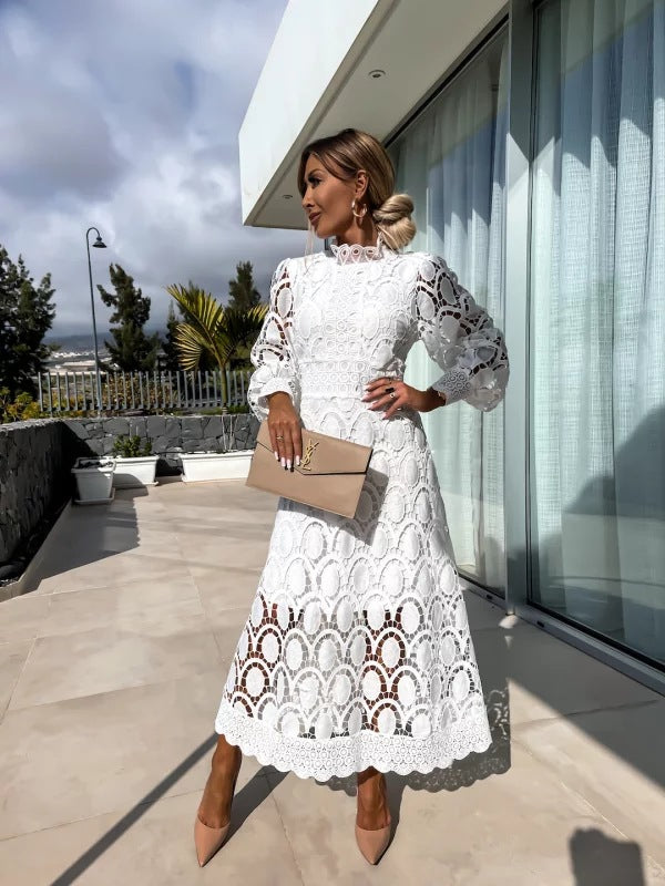 Elegant midikjole i blonde til damer