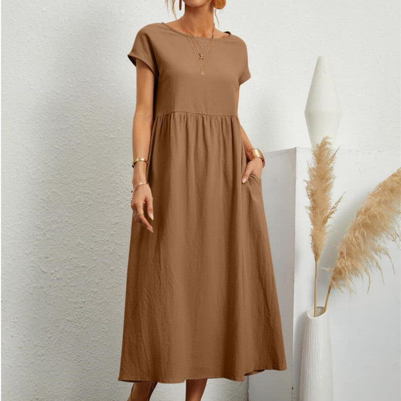 Elegant midikjole med afslappet pasform