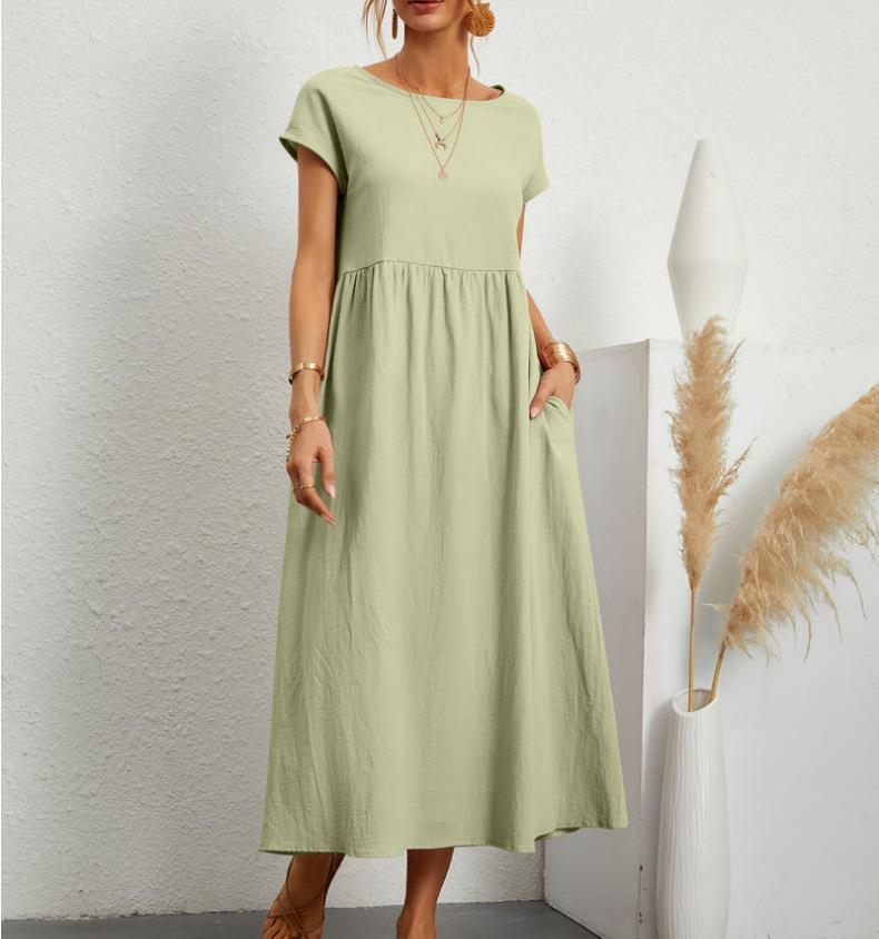 Elegant midikjole med afslappet pasform