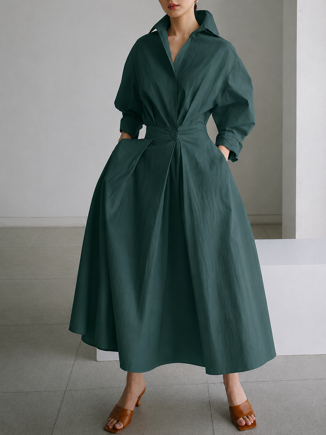 Elegant skjortekjole med knapper