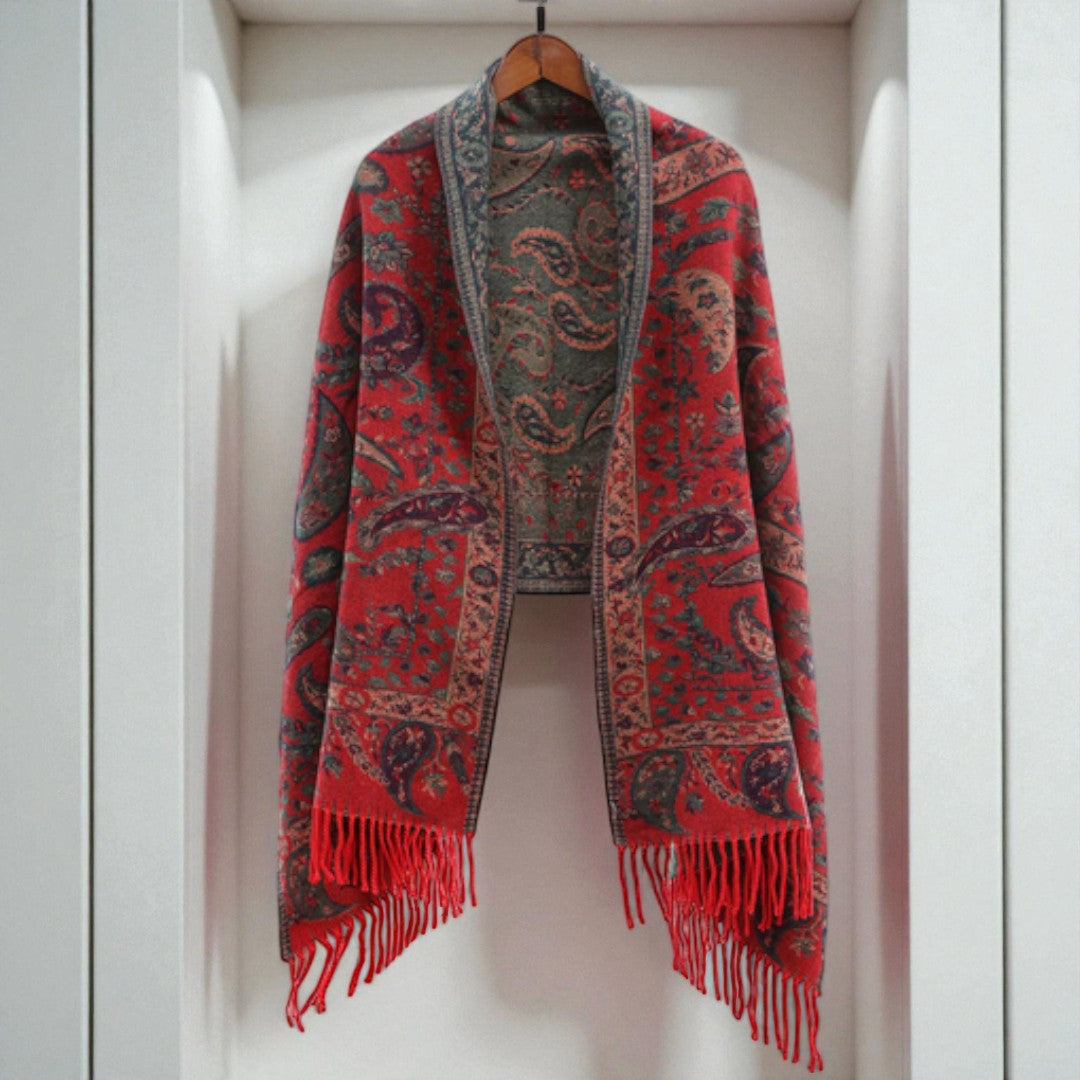 Elegant vinterponchosjal med paisleymønster
