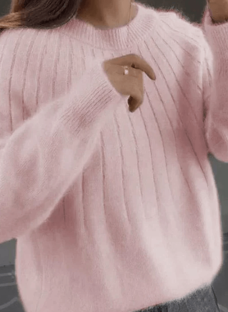 Fluffy striktrøje – Elegant & varm