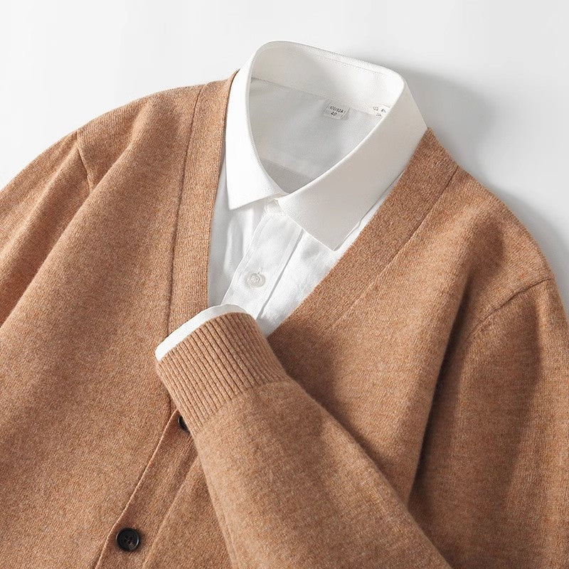 Gennemknappet herrecardigan med V-hals