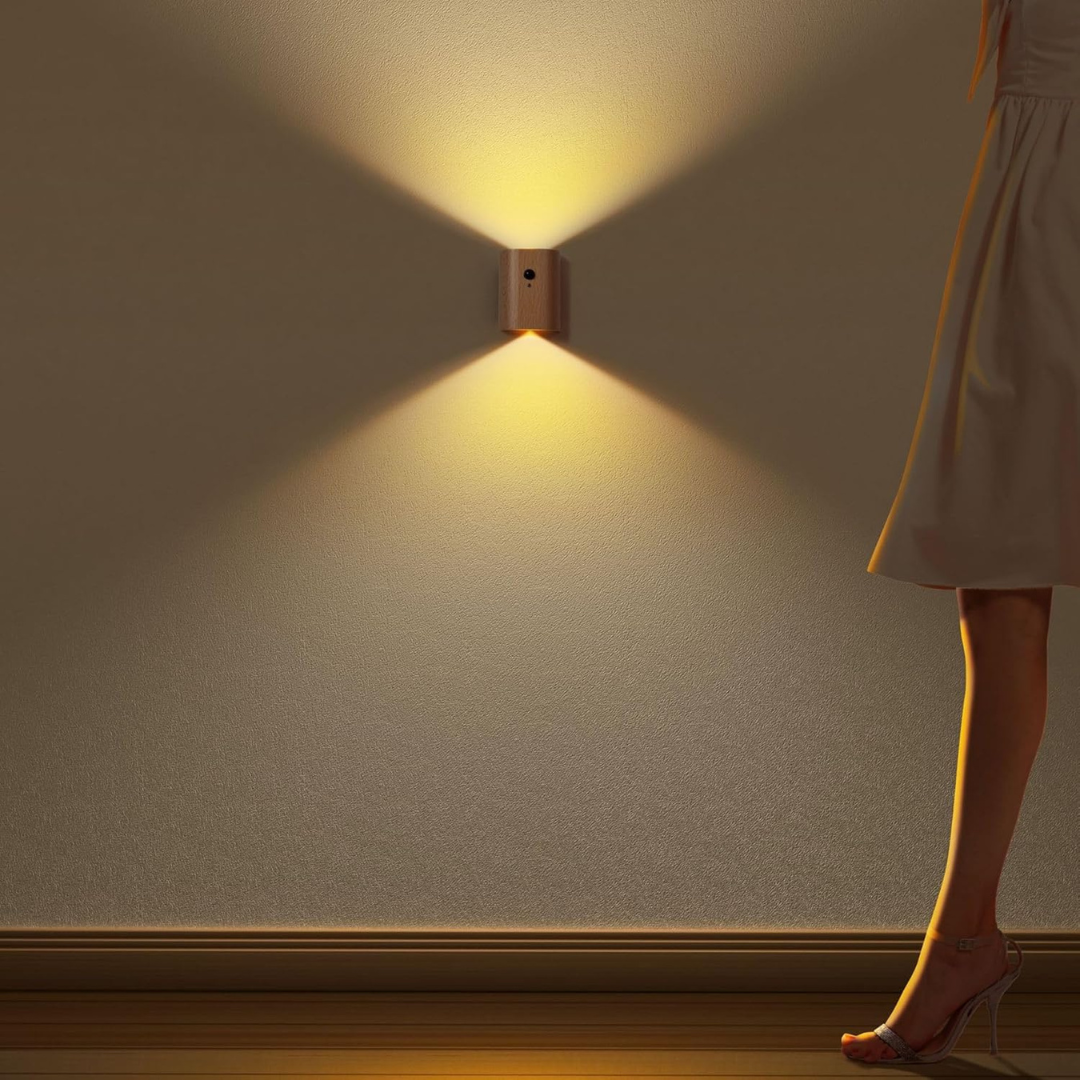Genopladelig LED-væglampe med bevægelsessensor – varm hvid