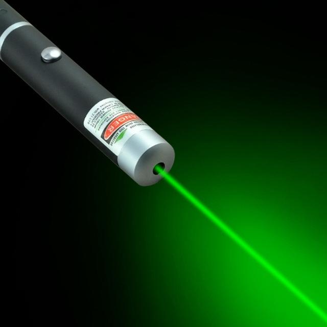 Højtydende laserpointer i flere farver – rød, grøn, blåviolet