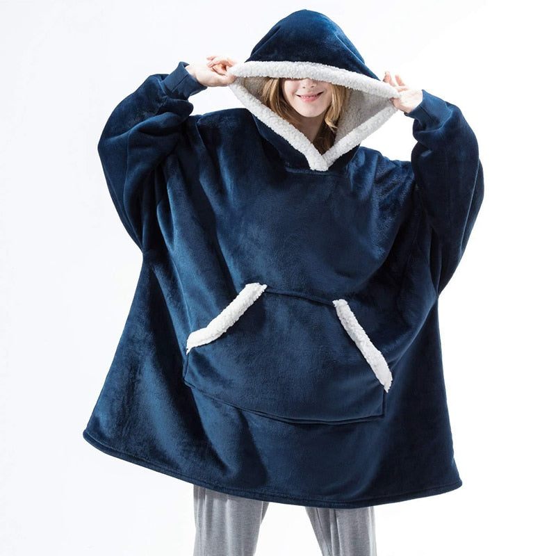 Hættetrøje & tæppe | Skøn kombination af en blød hættetrøje og behageligt tæppe i ét