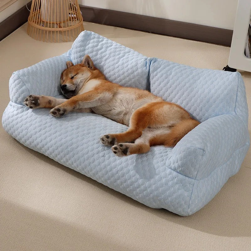 Kølende hundesofa med åndbart stof