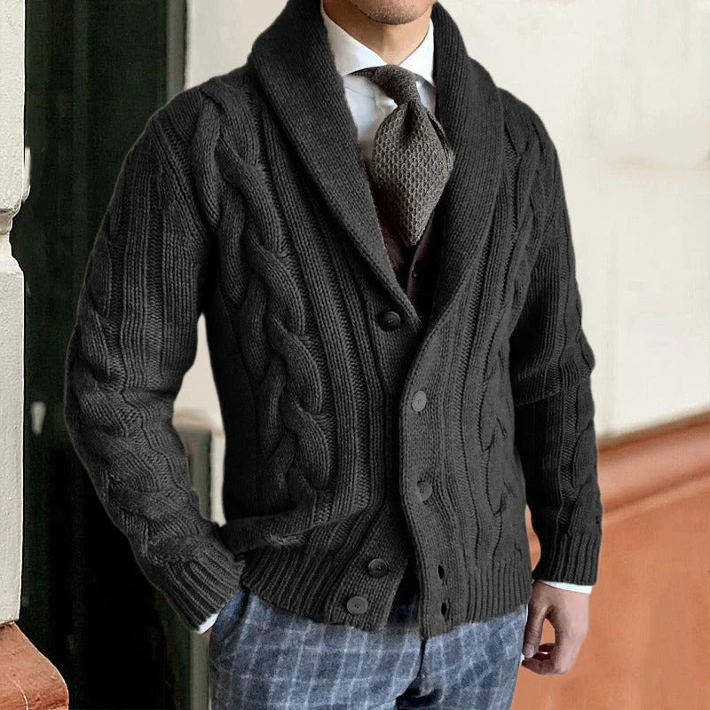 Kabelstrikket herresweater med sjalkrave