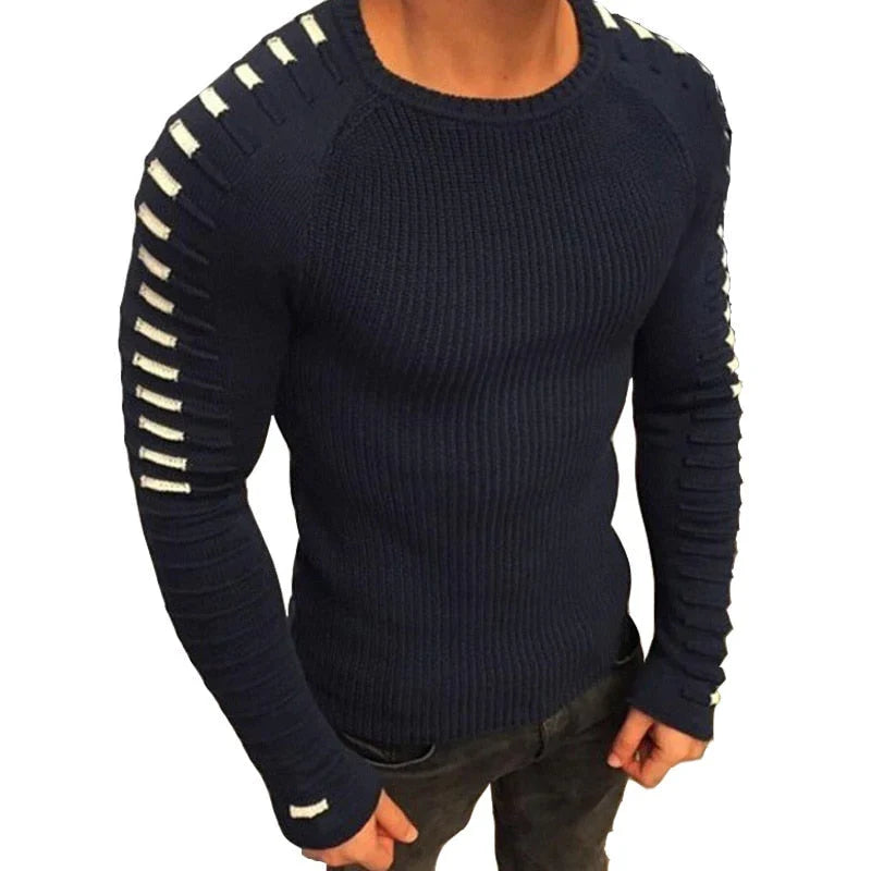 Lang plisseret strikket pullover til mænd