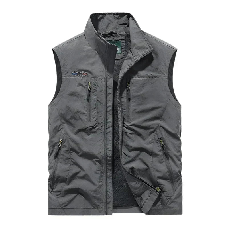 Letvægts outdoorvest til herrer med gennemgående lynlås