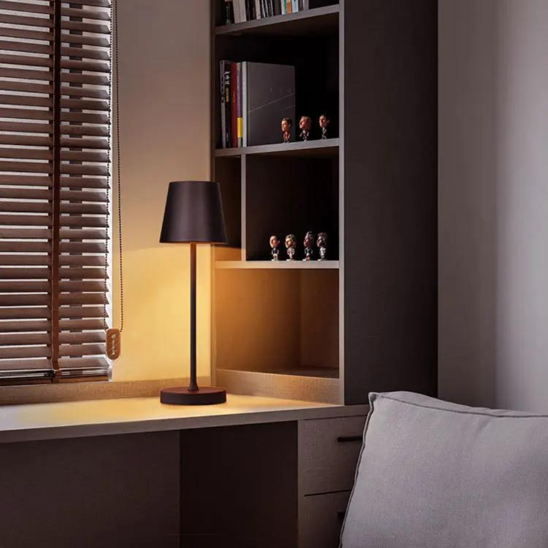 Luksuriøs trådløs bordlampe