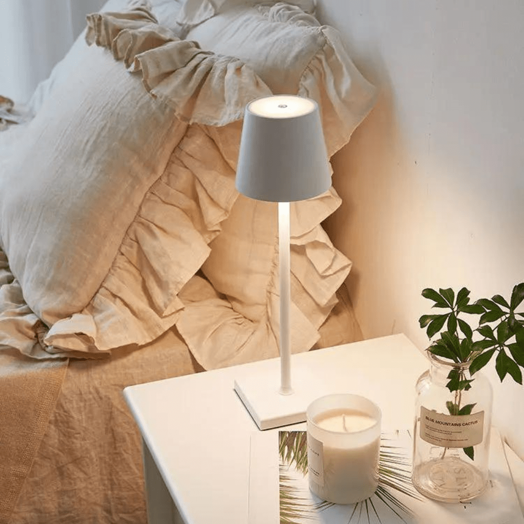 Luksuriøs trådløs bordlampe