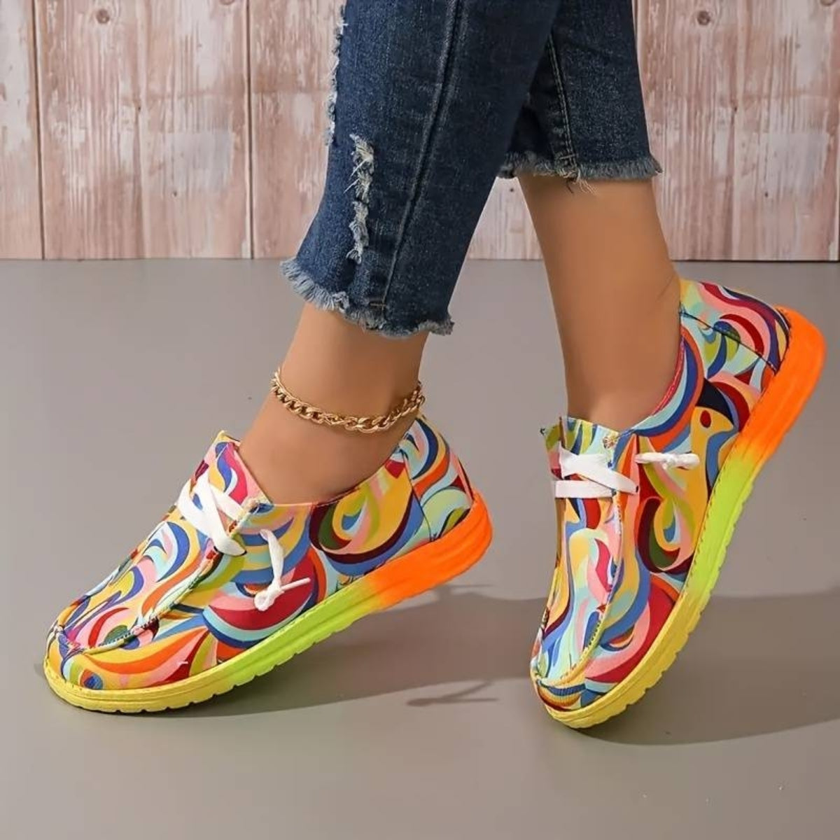 Mønstrede damesneakers med flad sål