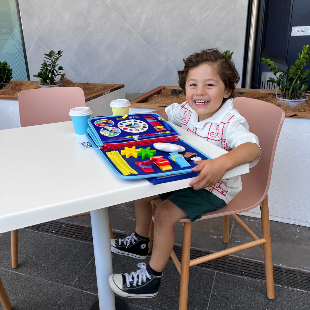 Montessori aktivitetsbræt til småbørn
