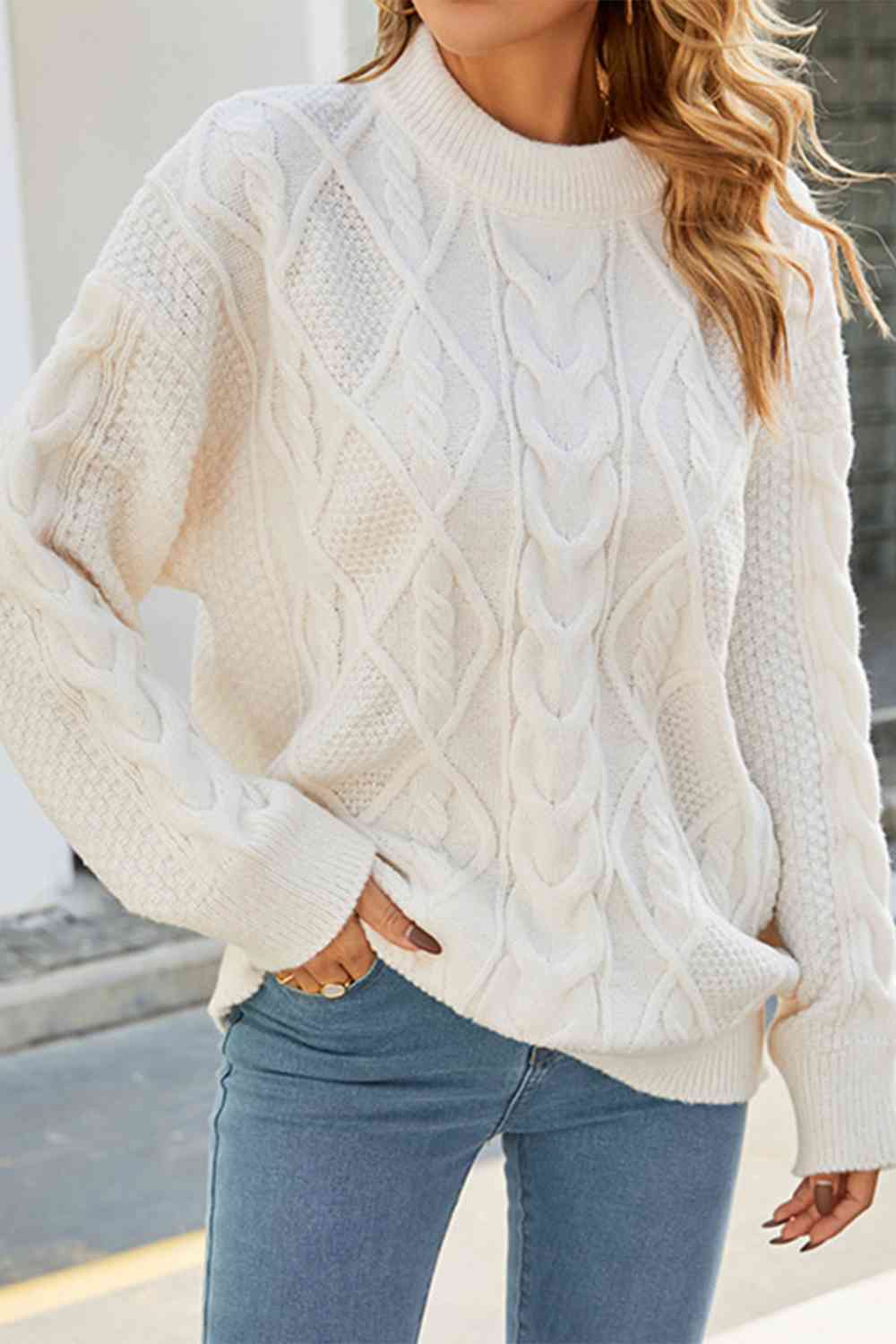 Oversized kabelstrikket sweater til damer