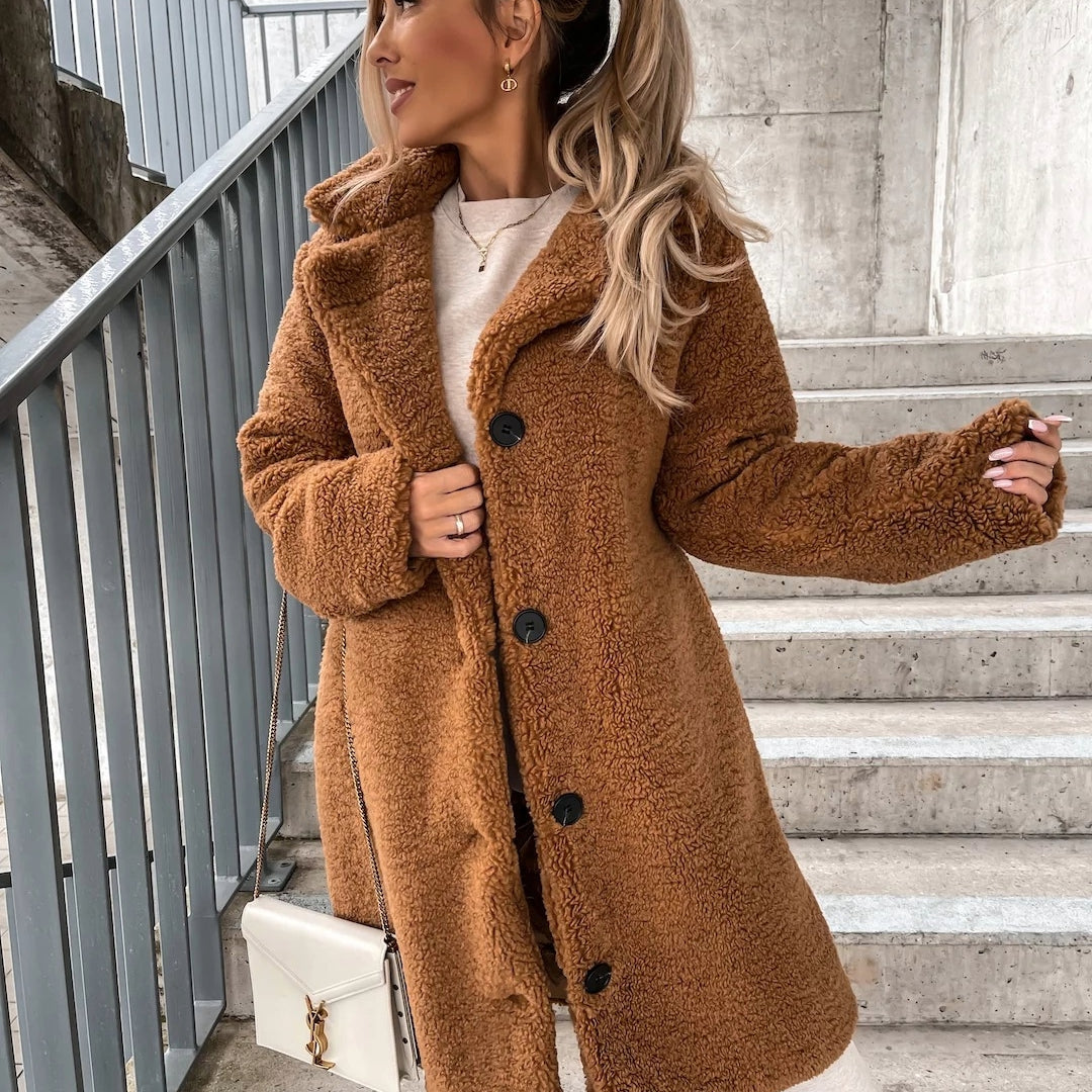 Oversized lang teddyfrakke til damer