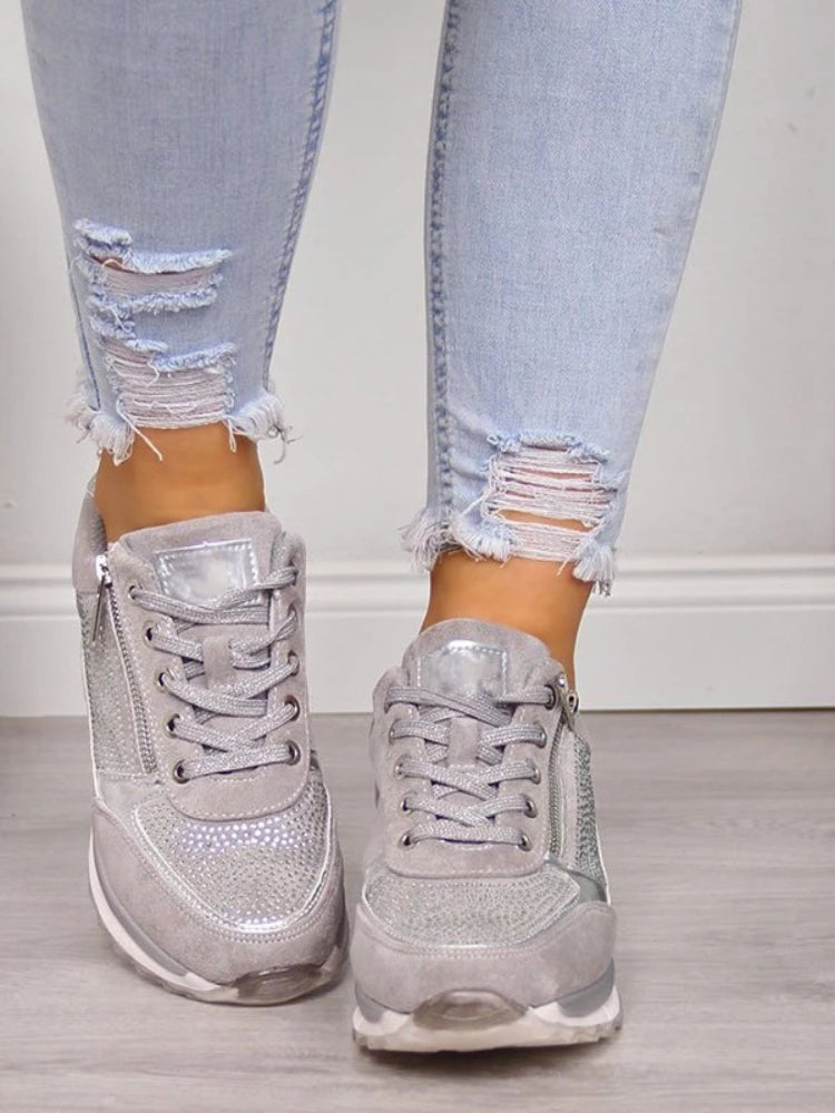 Platformsneakers med snørebånd til damer