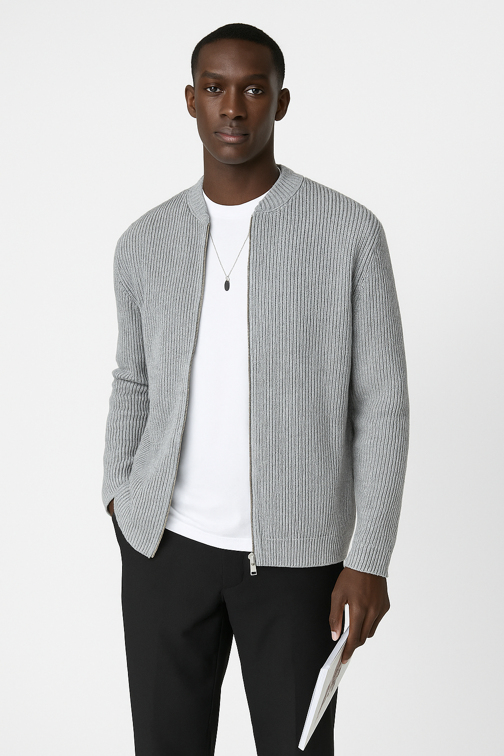Ribstrikket herresweater med lynlås