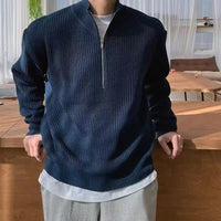 Ribstrikket herresweater med quarter-zip