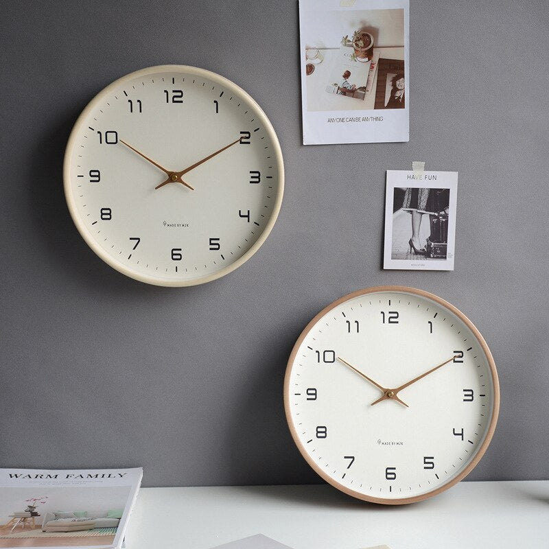 Skandinavisk enkelhed vægur i træ – Elegant minimalisme