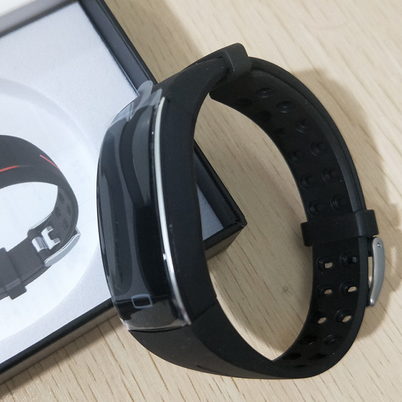 Smartwatch med blodtryks- og pulsmåler