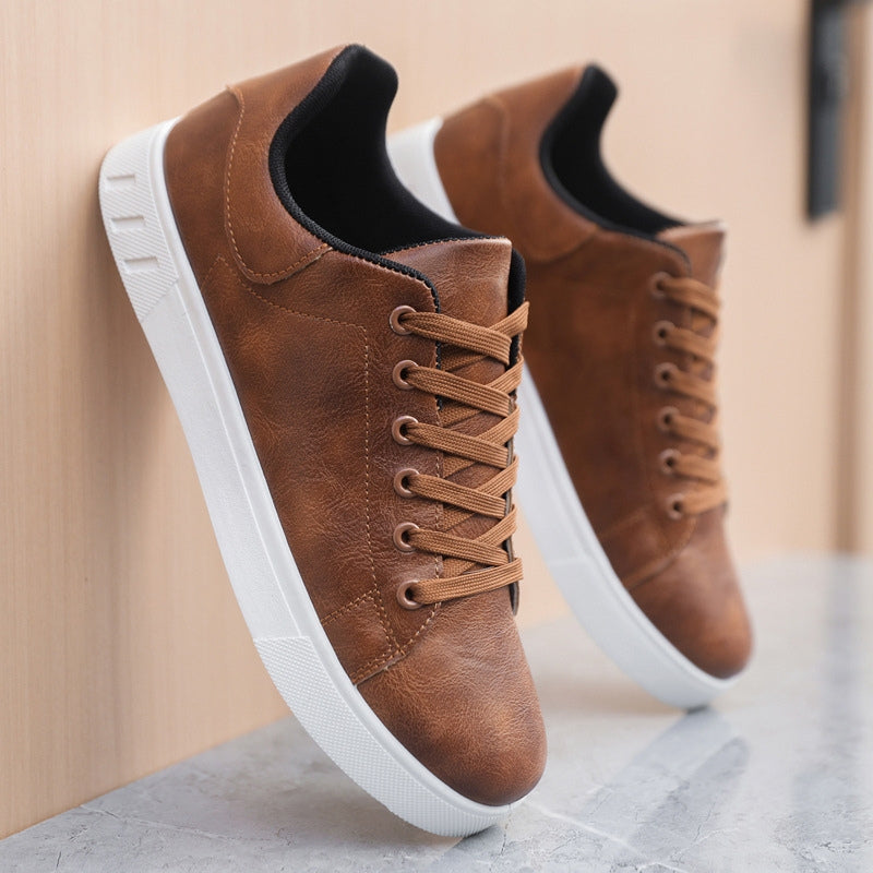 Stilfulde sneakers i kunstlæder til mænd