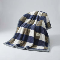 Strikket plaid