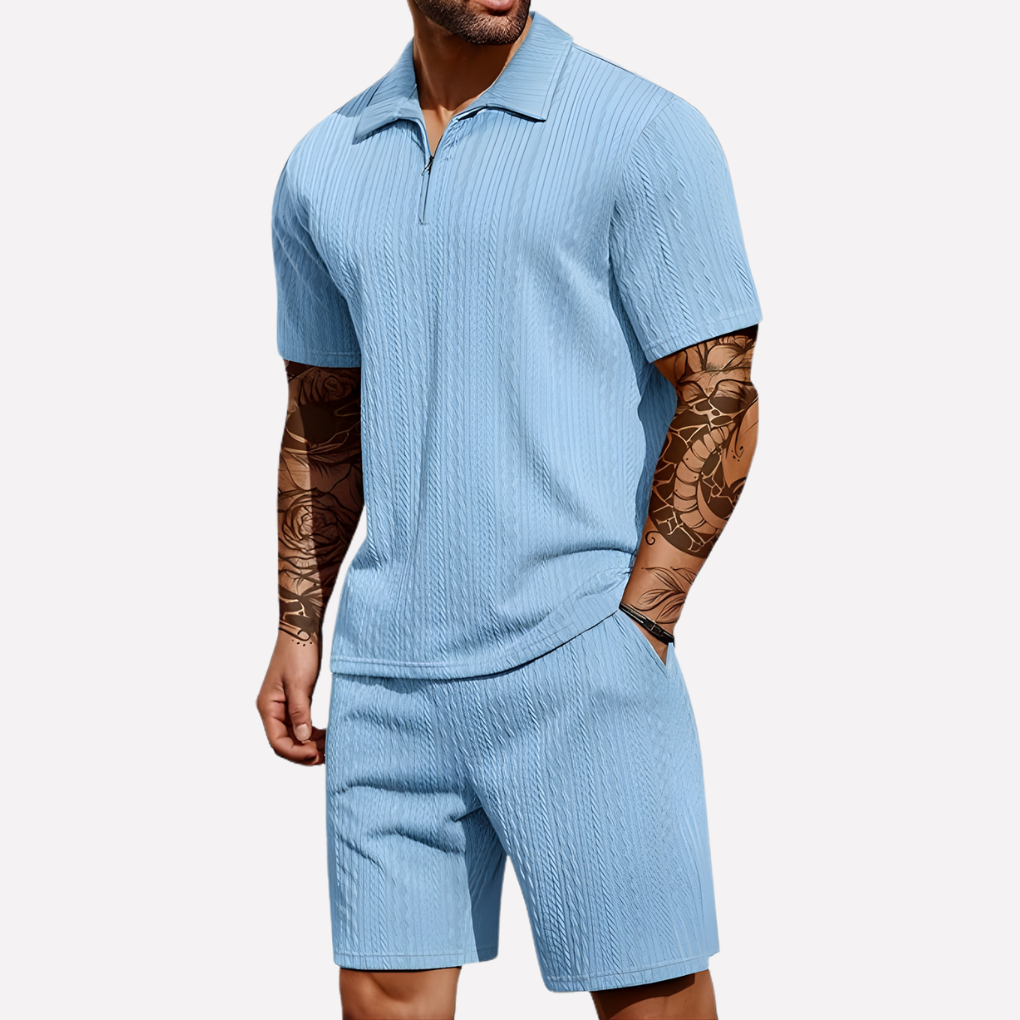 Struktureret polo med kvart lynlås og shorts-sæt