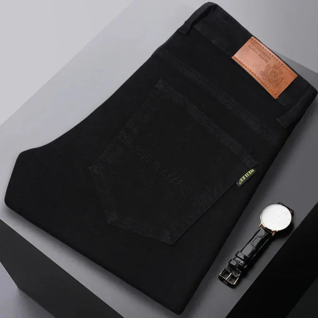 Superior stretchdenim med tapered ben til mænd