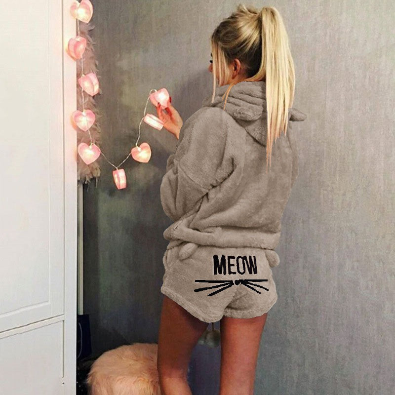 Ultrakomfortabelt fleece-loungepyjamassæt med kat